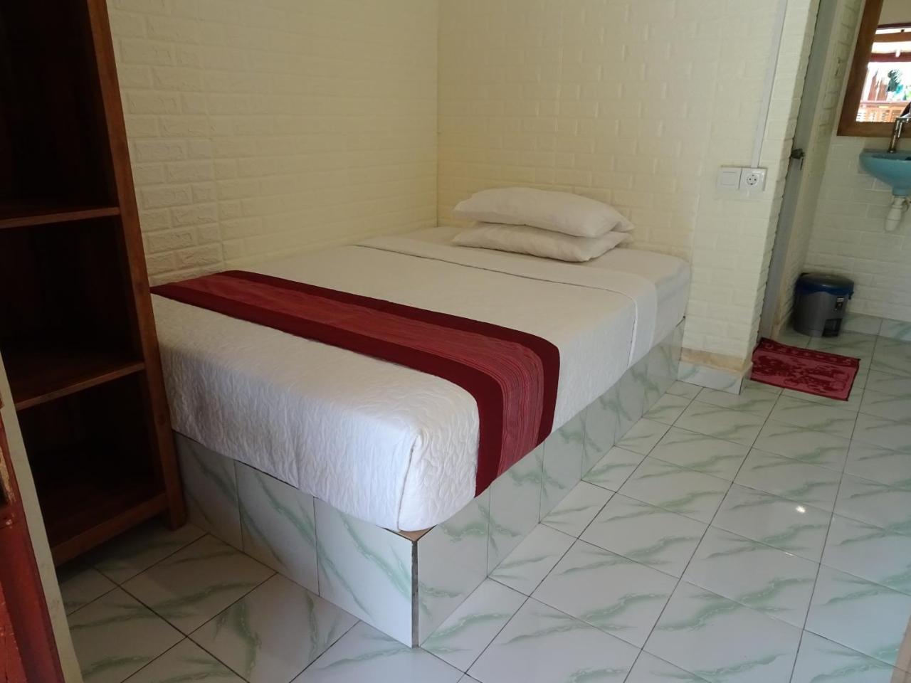 Aldi'S Homestay Kuta  Exterior photo